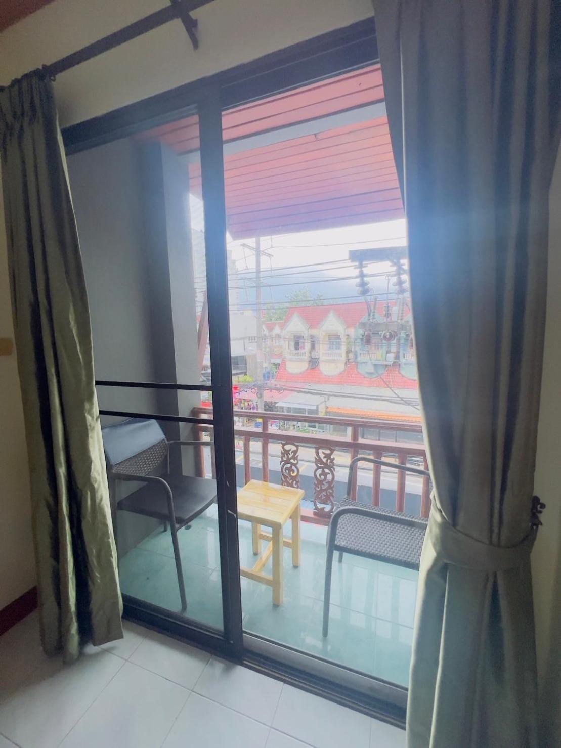 Royal Vista Hotel Patong Exterior foto